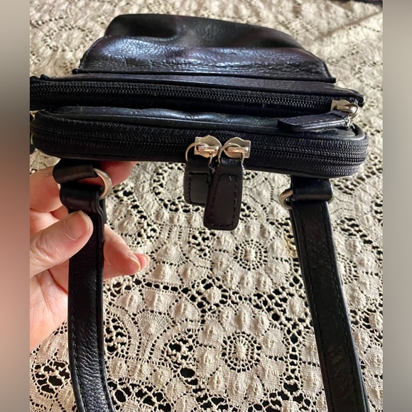 💥Fossil Leather Mini Crossbody with Adjustable Strap💥 - Picture 5 of 15